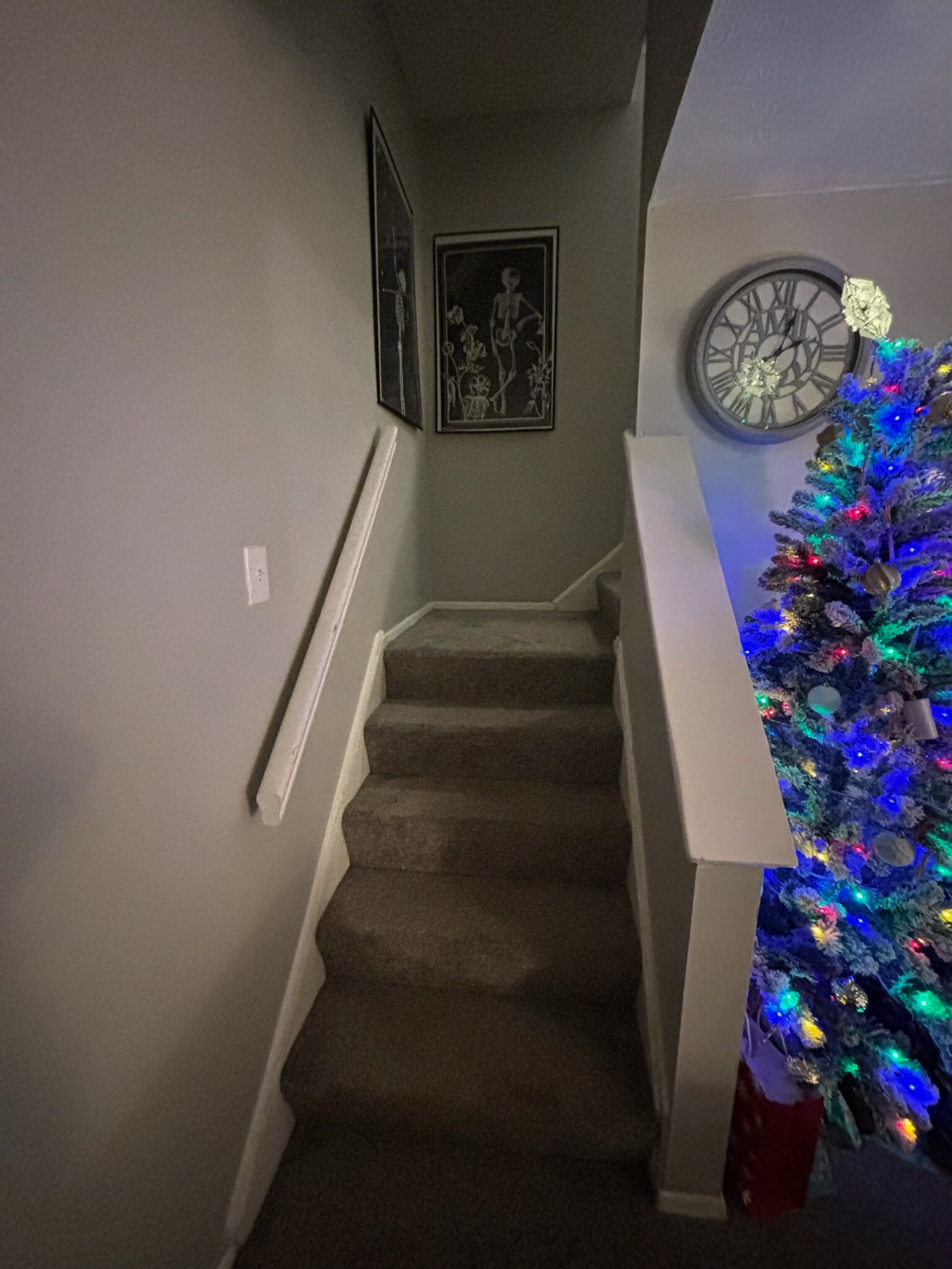 Building Photo - 2472 Warren Pky