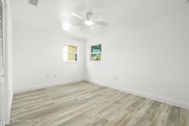 Building Photo - 1445 Mercury St