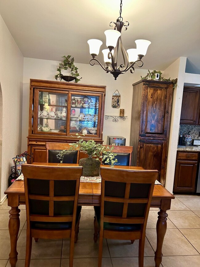 Building Photo - 1220 St John Loop