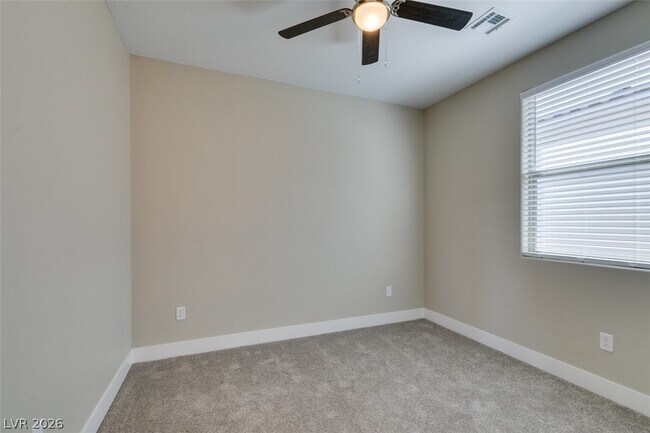 Building Photo - 11803 River Hawk Ave