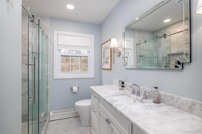 Building Photo - 44 Frazer Dr