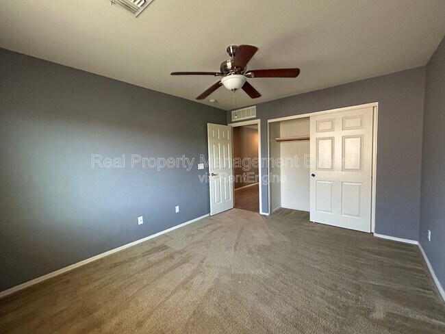 Building Photo - 2632 N 73rd Glen