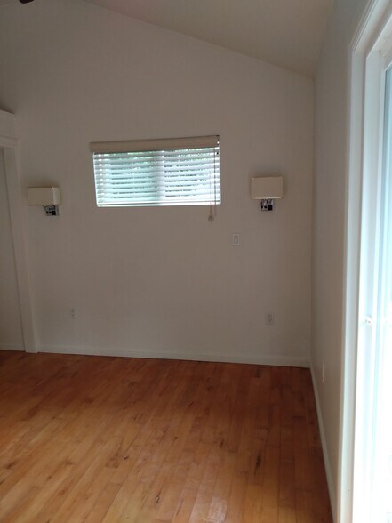 Building Photo - 5736 Orchard Ln