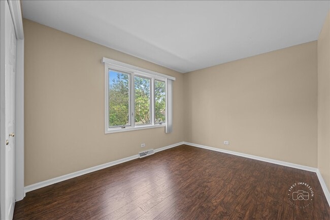 Building Photo - 751 Monticello Dr