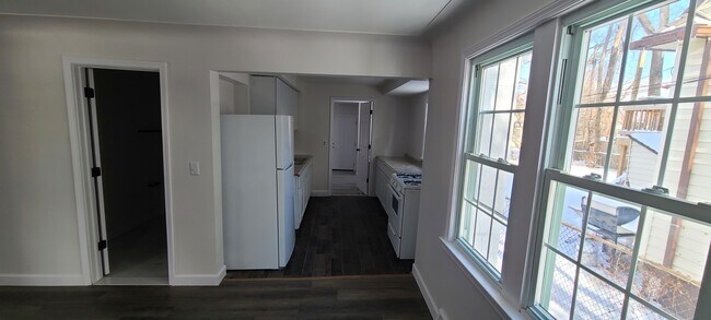 Building Photo - 166 W Milton Ave