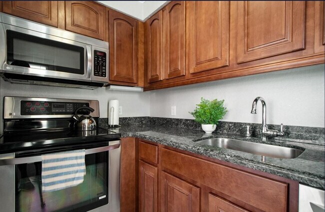 Building Photo - 1501 N Fort Lauderdale Beach Blvd