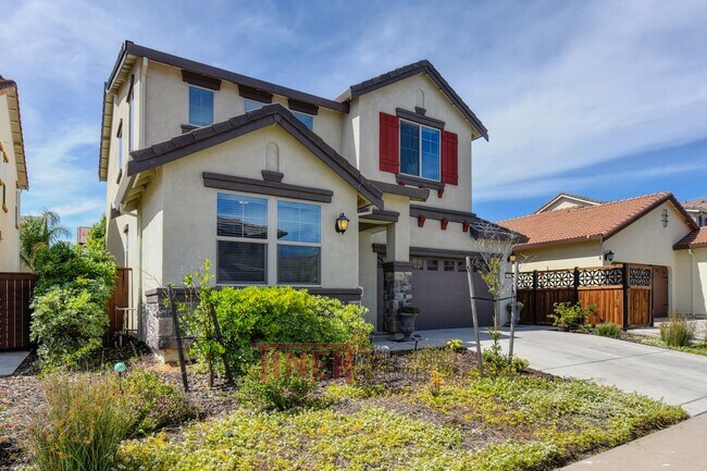 Building Photo - Like New Somerset Ranch Home!