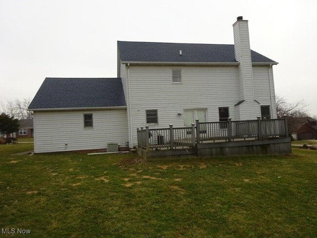 Building Photo - 1050 Mazepa Trail