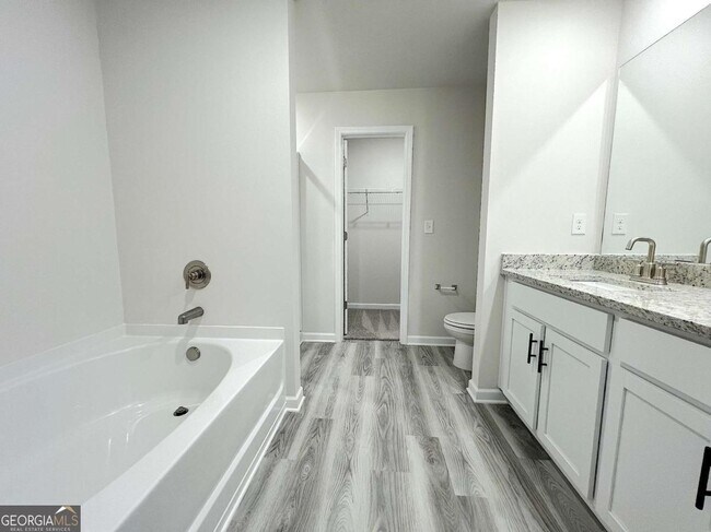 Building Photo - 4113 Oakwood Ter Ct