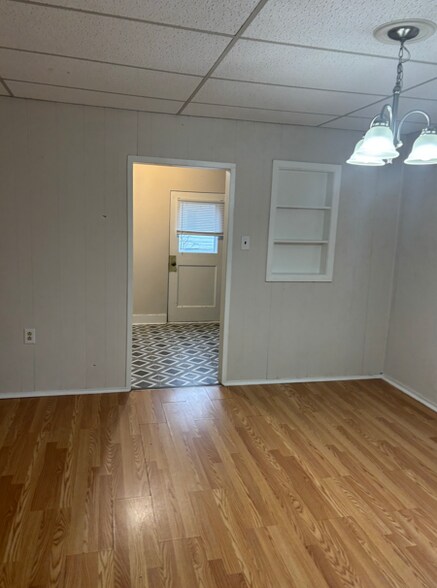 Dining Room - 405 Franklin St