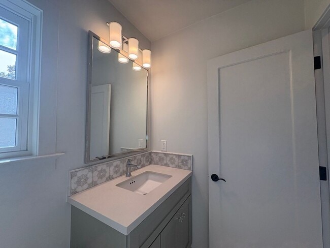 Building Photo - Mediterranean Bungalow in Community Center...