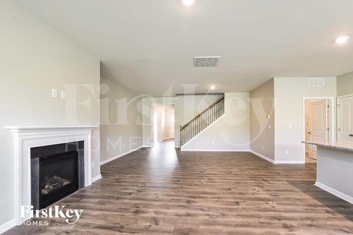 Building Photo - 353 Willowbrooke Way