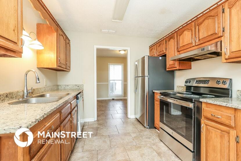 Building Photo - 305 Short Ct