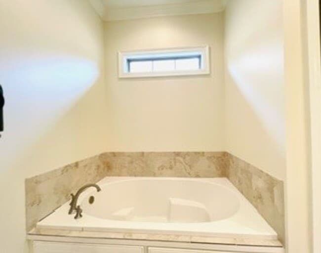 Building Photo - Home for Lease In Graywood Available on 2/...