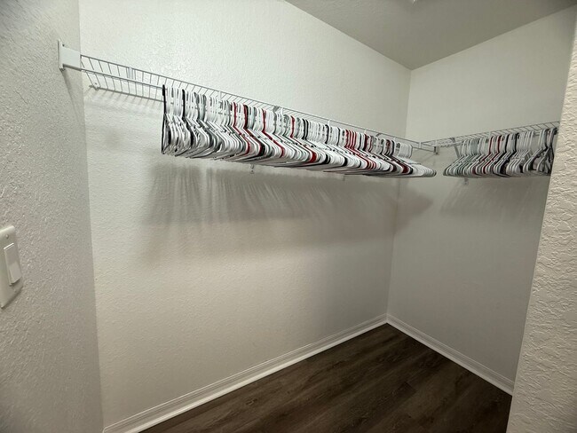 Building Photo - FIRST MONTH'S RENT FREE! STUNNING 4/2/2 IN NW CAPE!