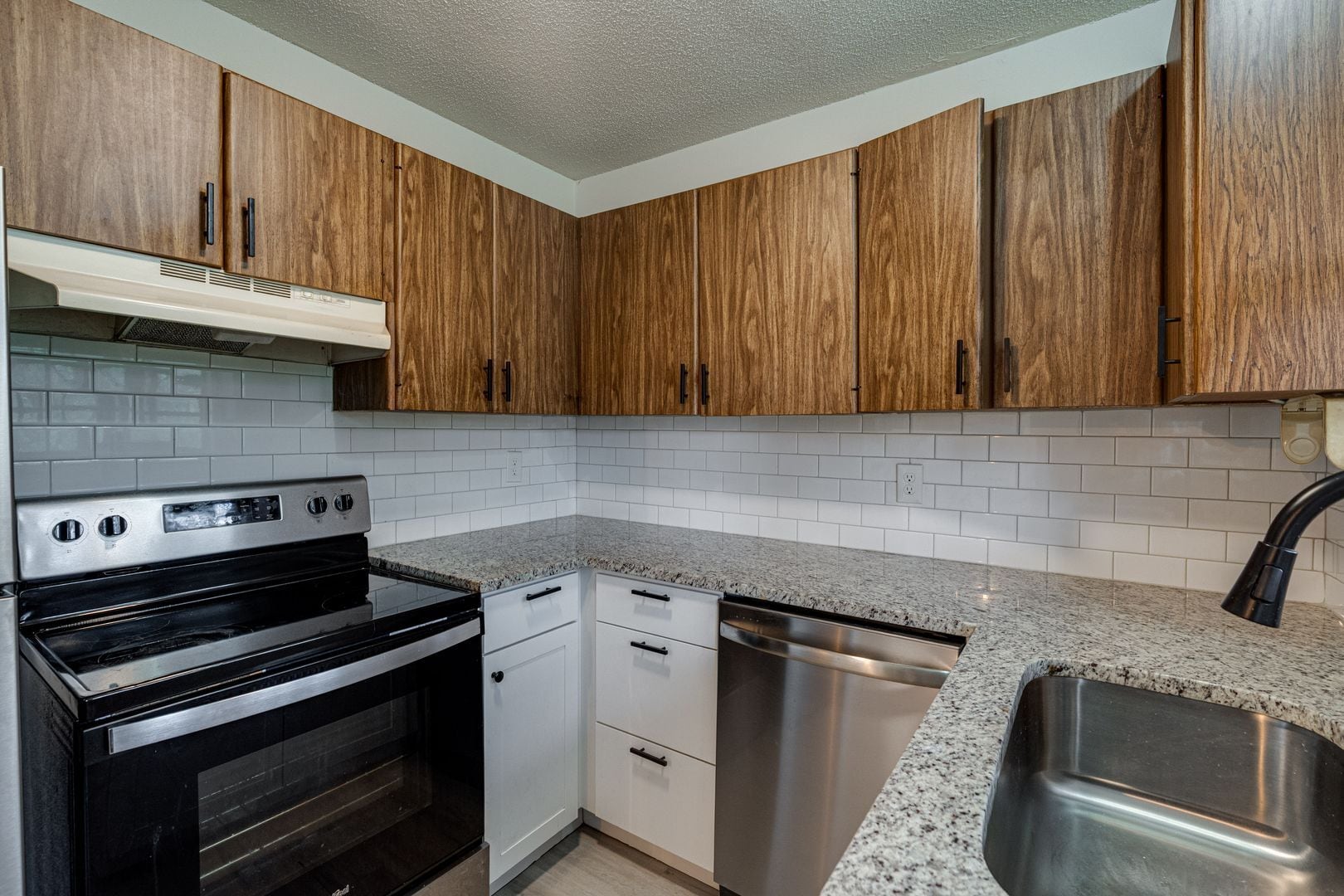 Building Photo - 2845 Dayton Blvd