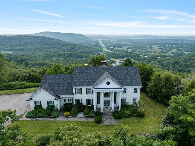 Building Photo - 321 Museum Village Rd