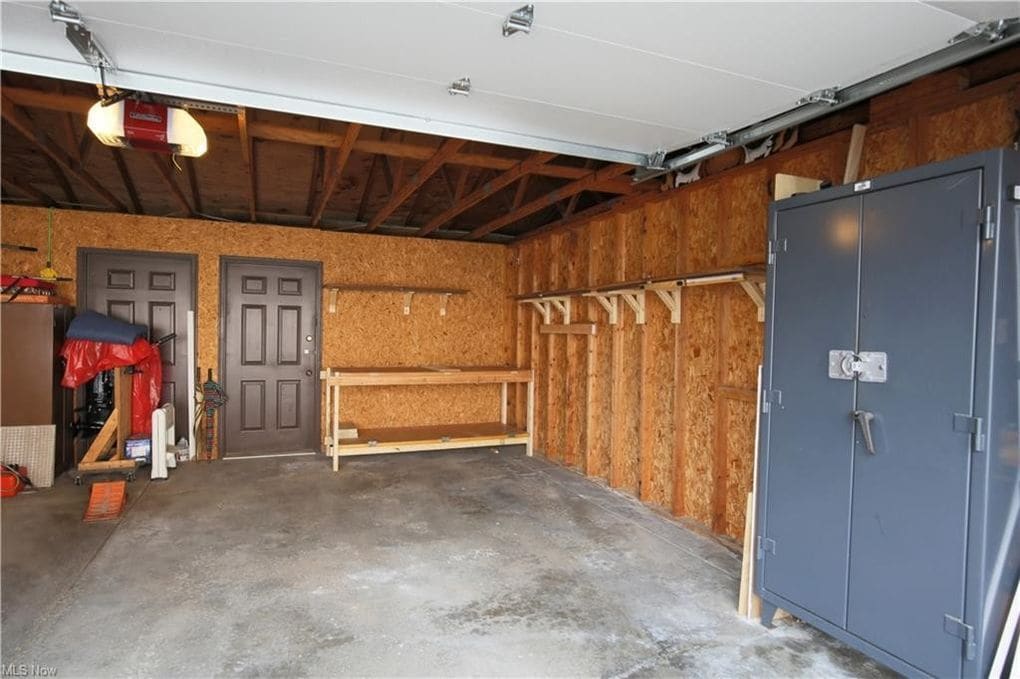 Building Photo - 7398 Eisenhower Dr