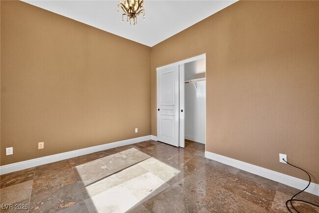 Building Photo - 551 Via Ripagrande Ave