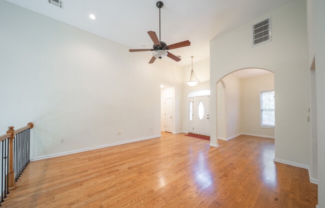Building Photo - 814 Marit Drive