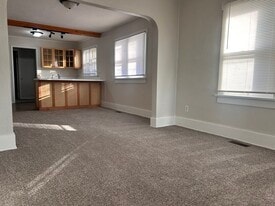 Building Photo - 2717 Meek Ave