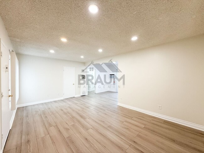 Building Photo - 19401 Haynes St