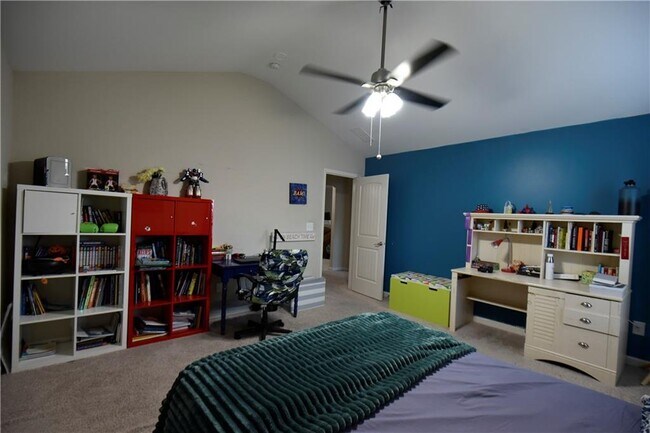 Building Photo - 1805 Kingsbridge Ct