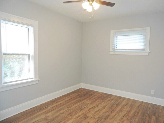 Building Photo - 3690 Hildana Rd
