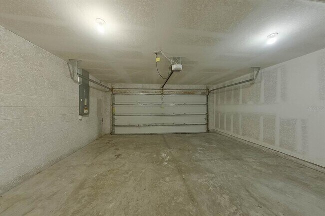 Building Photo - 9143 Aegean Cir