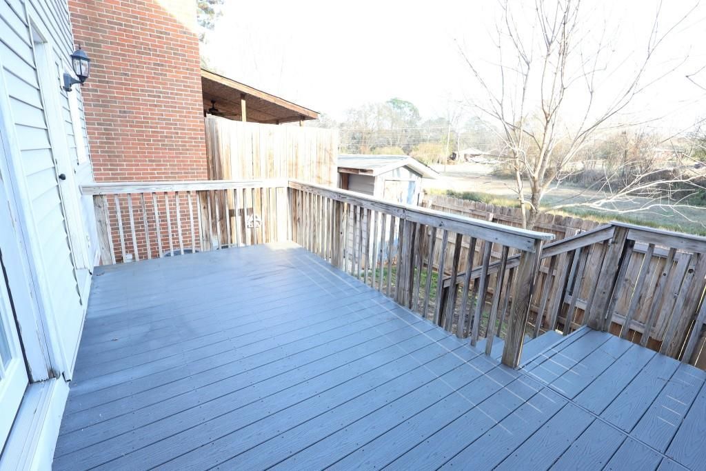 Building Photo - 1985 Briarcliff Rd