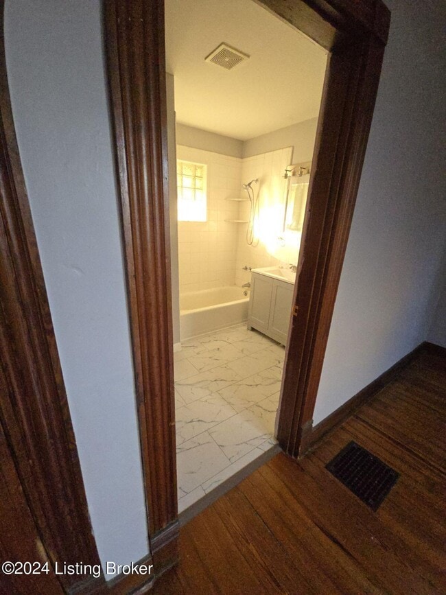 Building Photo - 251 Delmont Ave