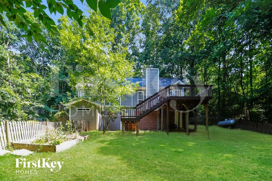 Building Photo - 7815 Pinetuck Ln