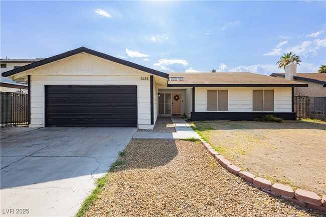 Building Photo - 5235 Sunnywood Dr