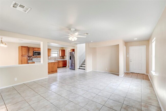 Building Photo - 191 Beech Dr