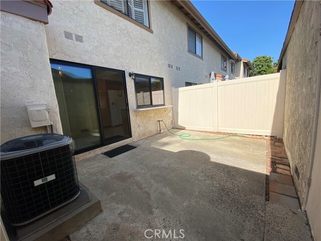 Building Photo - 1910 W Palmyra Ave