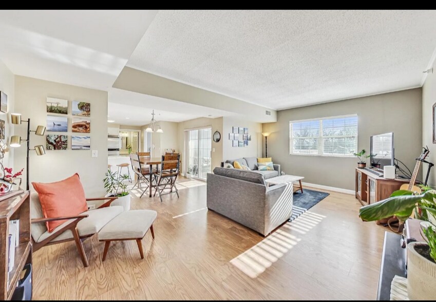 Building Photo - 245 Burlington Ave