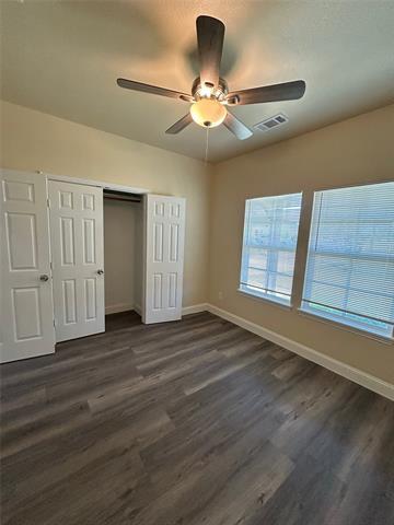 Building Photo - 200 Oak St