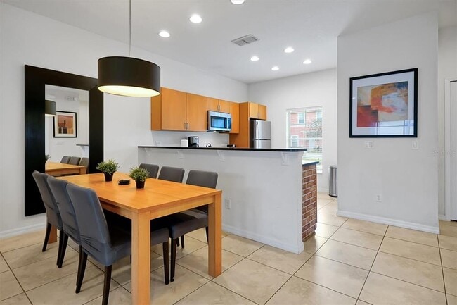 Building Photo - 3011 Red Ginger Rd