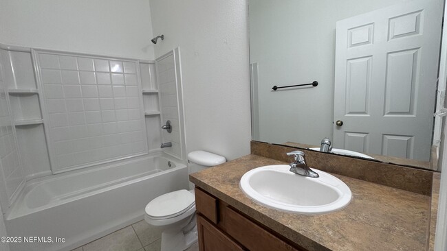 Building Photo - 13303 Solar Dr