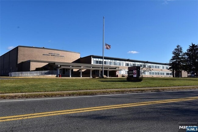Building Photo - 28 Elmhurst St