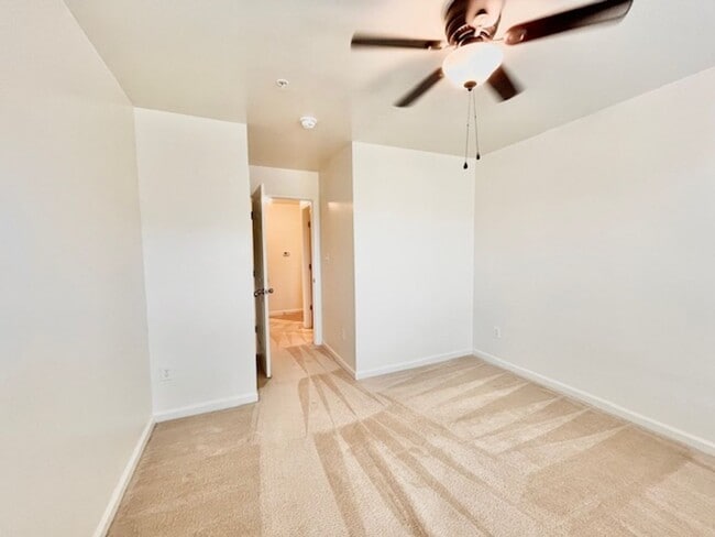 Building Photo - 5897 Bella Marie Way