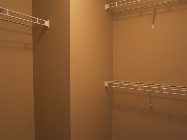 Building Photo - 6702 Meadow View Ct