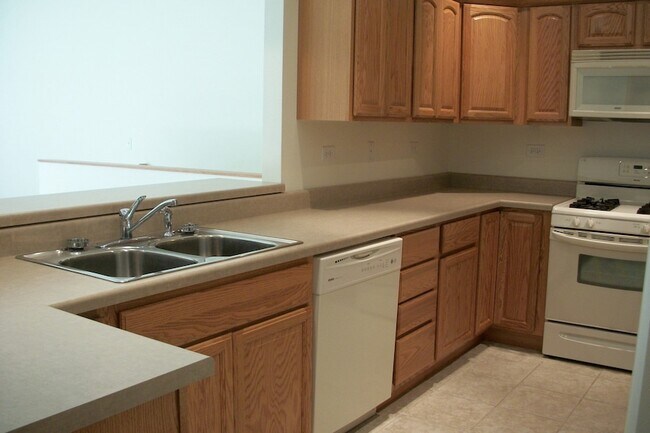 Building Photo - 332 Cassidy Ct