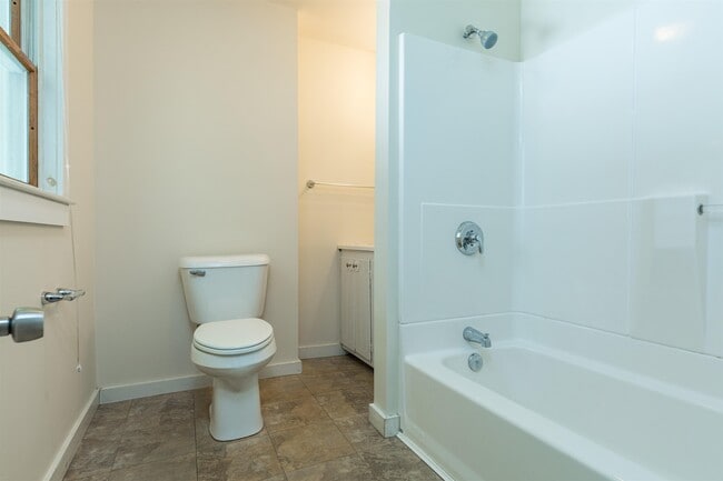 Building Photo - 21 Folsom St