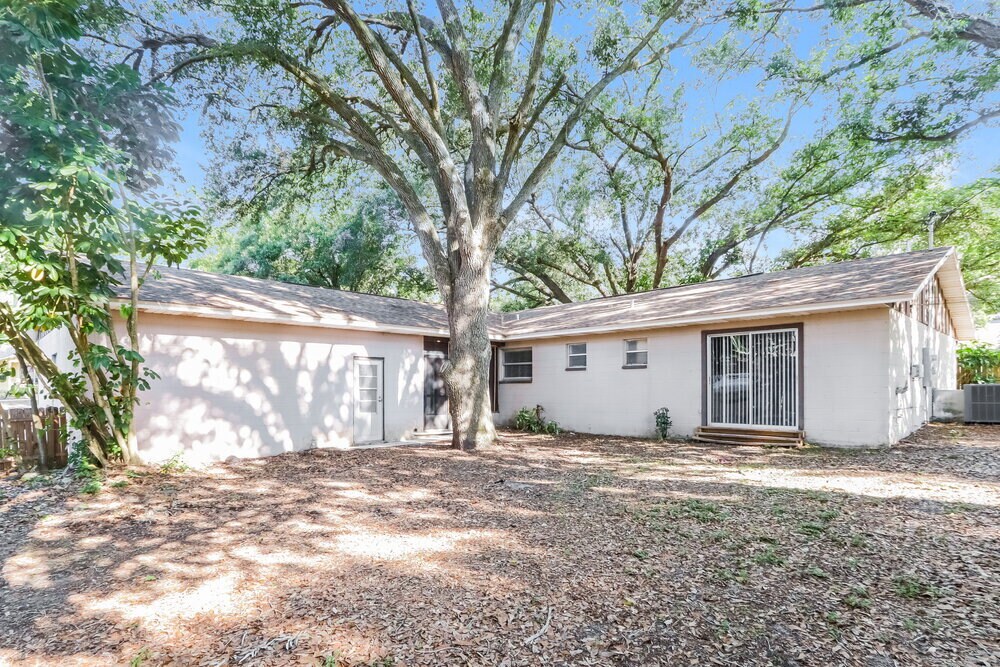 Building Photo - 4938 Hidden Hills Dr