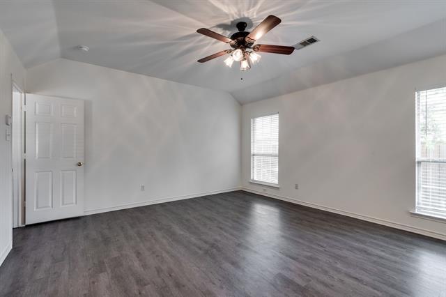 Building Photo - 1316 Lochness Dr