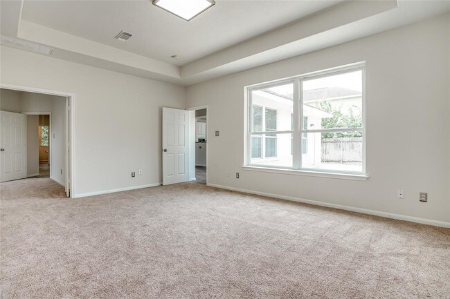 Building Photo - 5818 Pebble Bank Ln