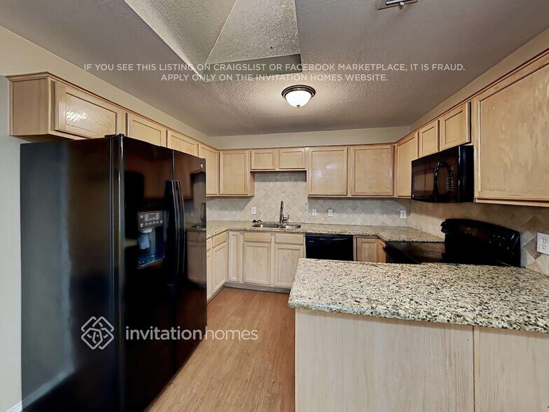 Building Photo - 8609 Trinity Vista Trail