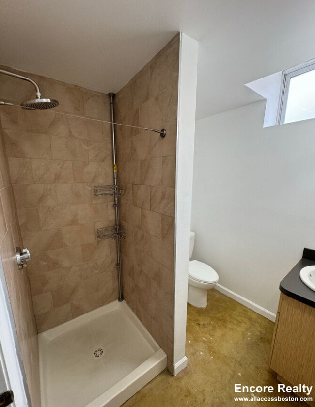 Building Photo - 72 Frankfort St