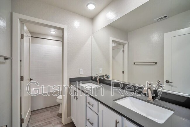 Building Photo - 759 Lighthall Ct